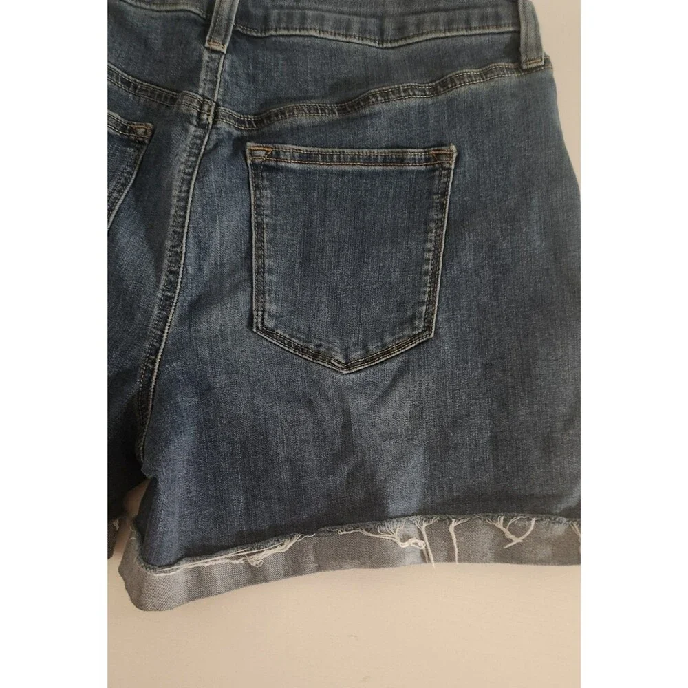 Sonoma womans High Rise Raw Hem Blue Jean Denim Shorts Medium Wash SIZE 12